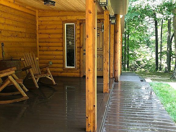Side porch