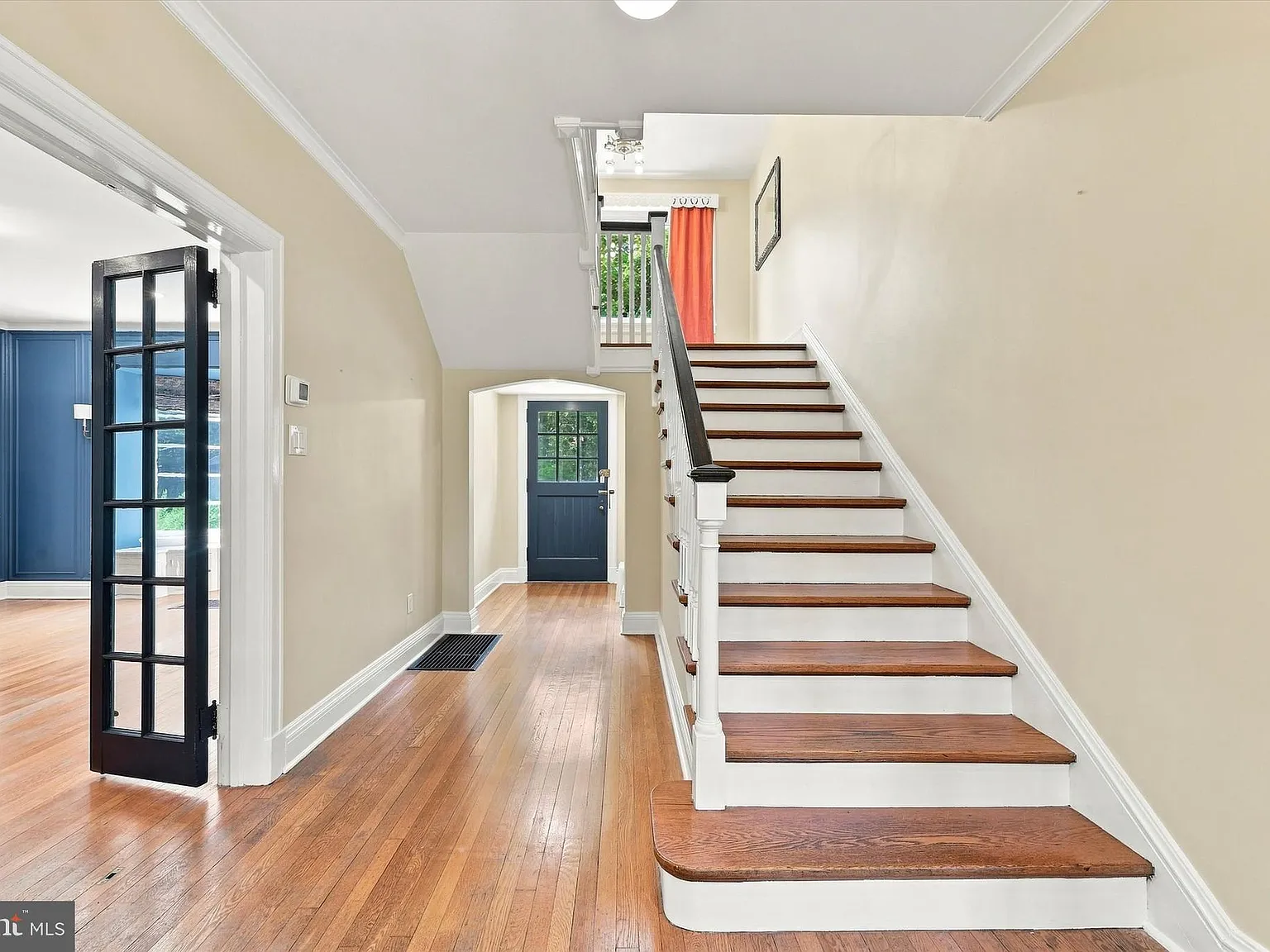 6 bed, 7.0 bath, 4251 sqft, $8,500 — Photo 3