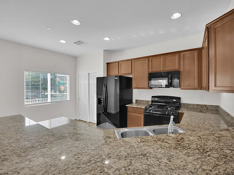 6489 Burns Allen Ave #102 — Photo 14