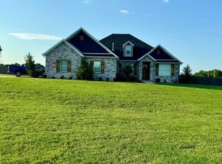 12226 Clyde Carnes Rd, Farmington, AR 72730