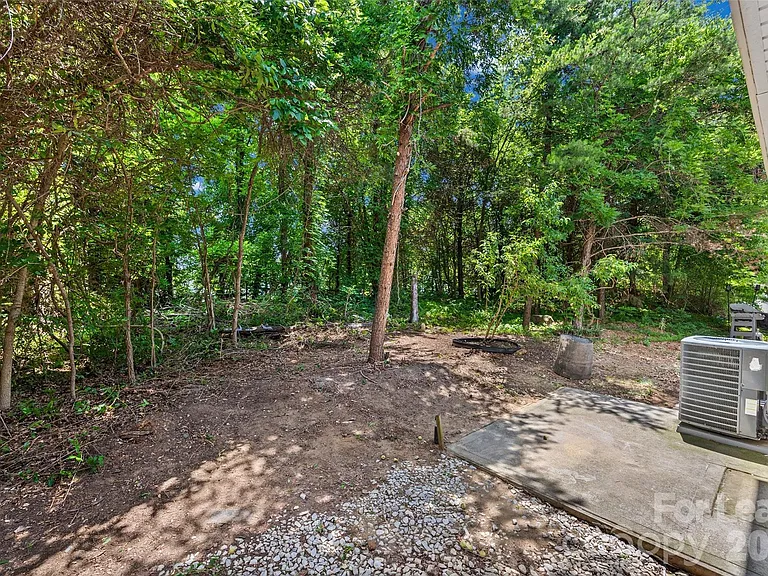 9612 Brackenview Ct — Photo 35