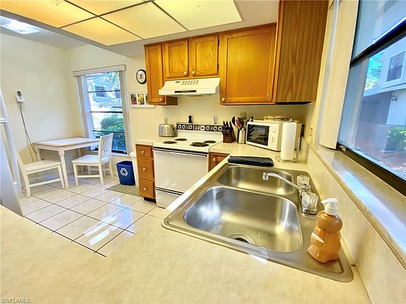 5th image of 1431 SW Courtyards Ter APT 114