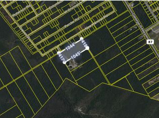 30 Town Road Bet Ln, Southport, NC 28461