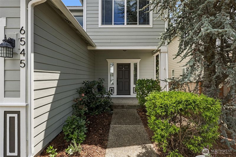 4th image of 6545 36th Lane SE