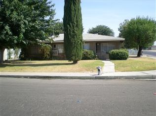 709 Pinewood Ct, Bakersfield, CA 93304