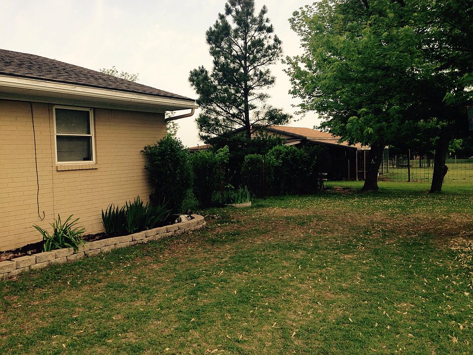2nd image of 1917 NW 23rd St