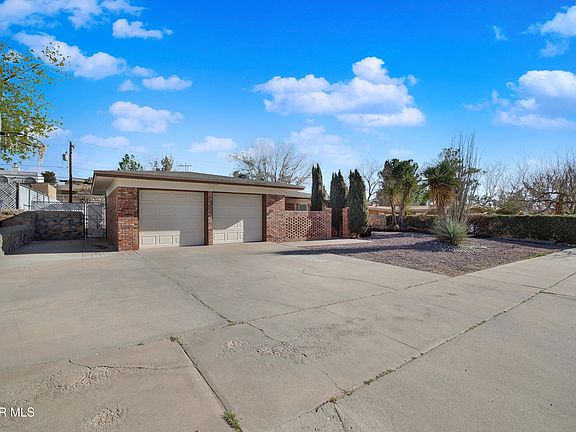 2nd image of 728 De Leon Dr