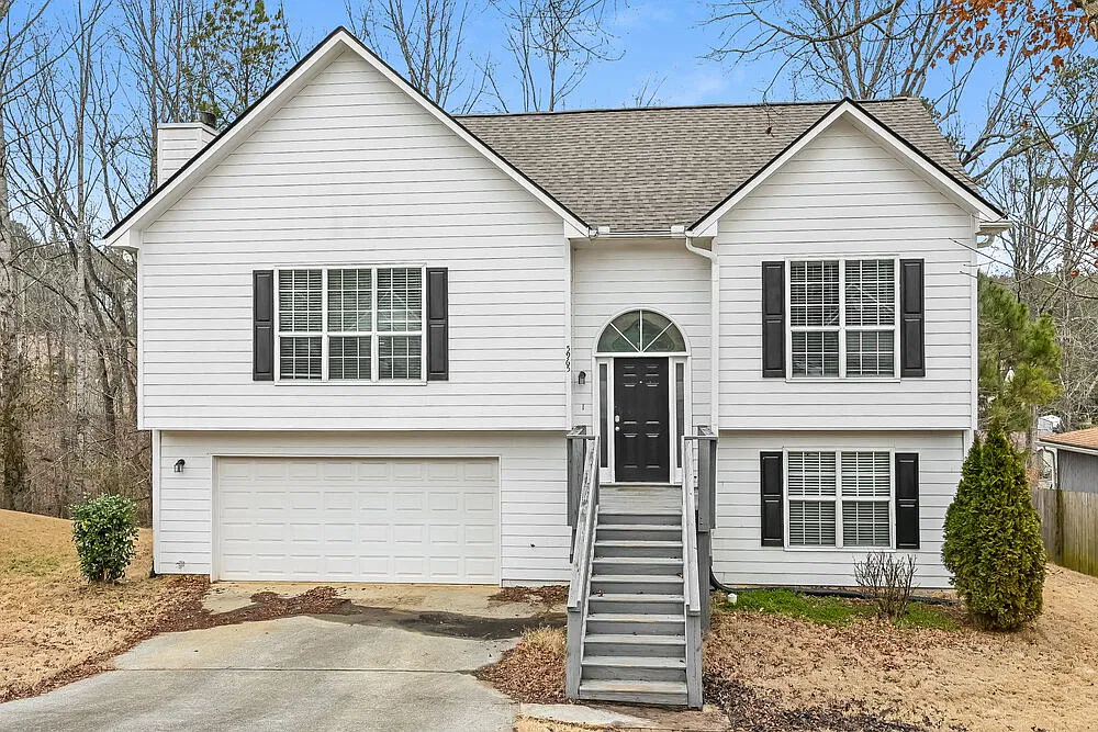 3 bed, 2.5 bath, 1461 sqft, $2,940 — Photo 1