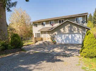 7868 Chisholm Trl, Maple Falls, WA 98266