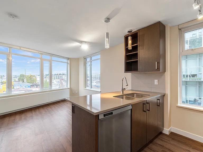 180 Switchmen St — Photo 28