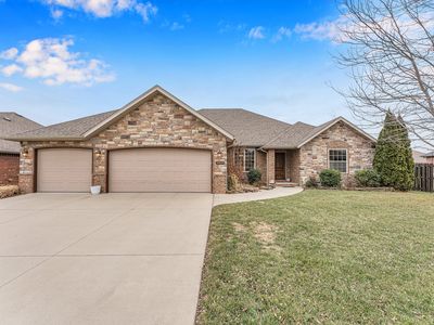 1058 S Henry Avenue, Republic, MO, 65738
