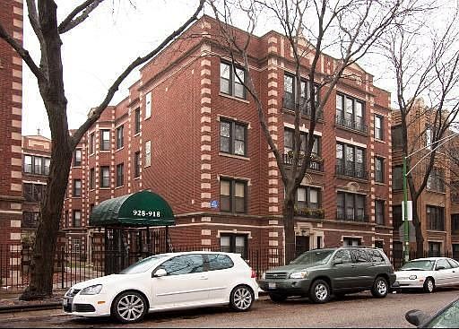 1st image of 918 W Ainslie St APT 2W