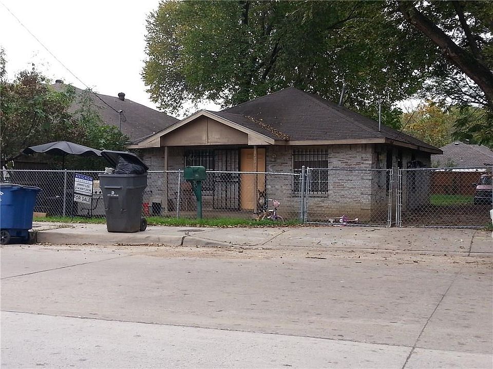 1st image of 2342 Lucas Dr