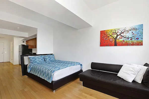 Rented by Corcoran | media 40