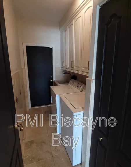 21369 SW 92nd Ave — Photo 32