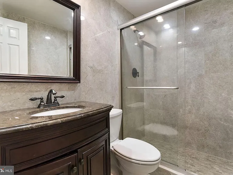 10127 Crestberry Pl — Photo 32