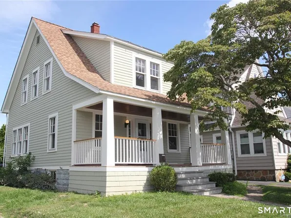 371 Grovers Ave, Bridgeport, CT 06605