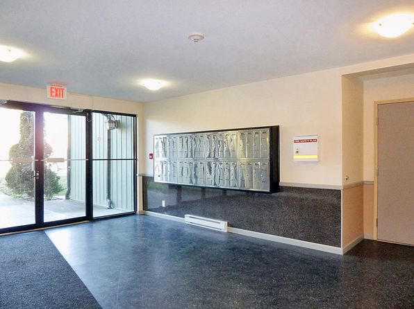 7155 Hall Rd, Surrey, BC V3W 4X4