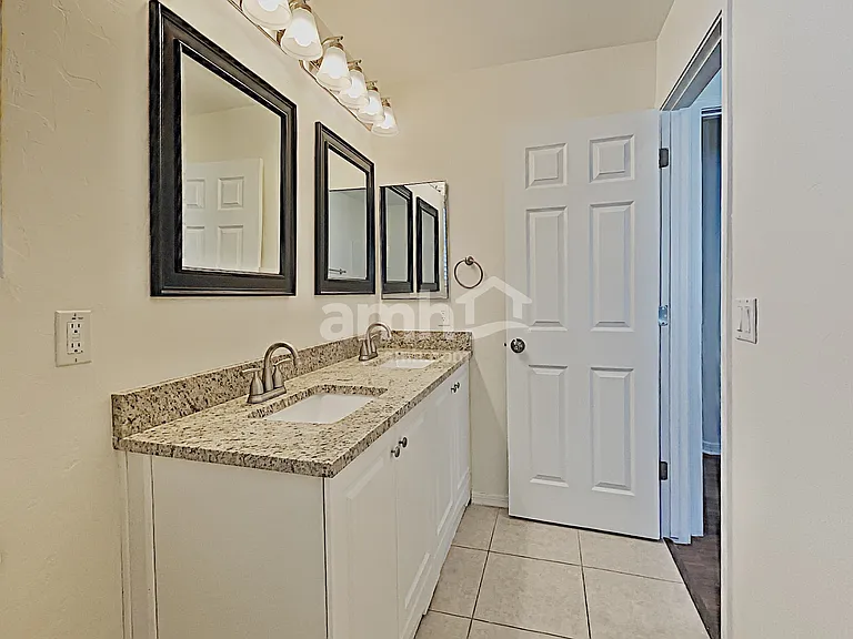 767 W Paseo Celestial — Photo 17