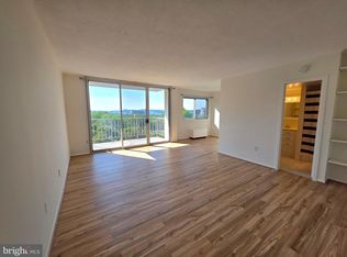 Hunting Creek Cl, Alexandria, VA 22303