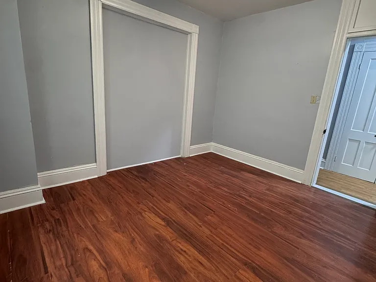240 Madison Ave #1R — Photo 8