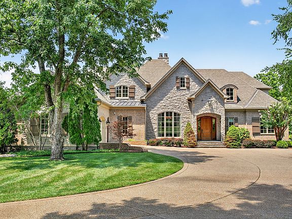 2nd image of 214 Bluegrass Dr