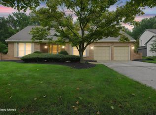 312 Tallowwood Dr, Westerville, OH 43081