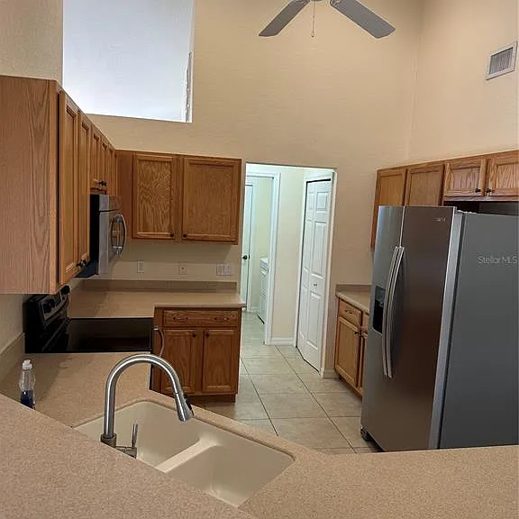 8171 Rocliff Ave — Photo 5