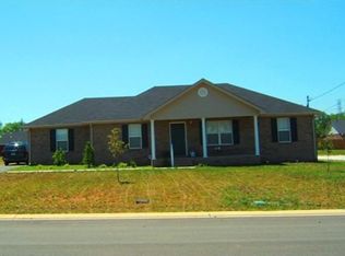 1015 Auldridge Dr, Christiana, TN 37037