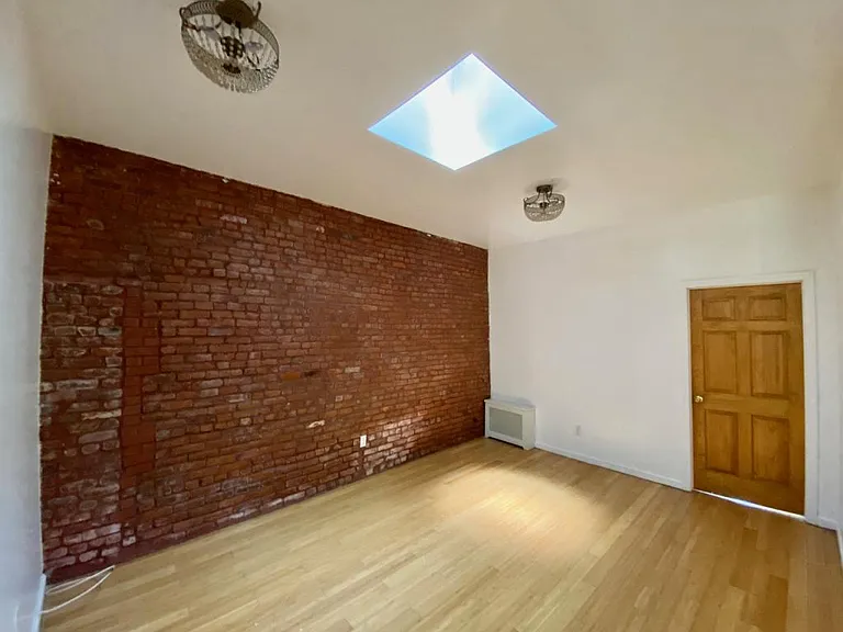 1522 Bergen St #3 — Photo 14
