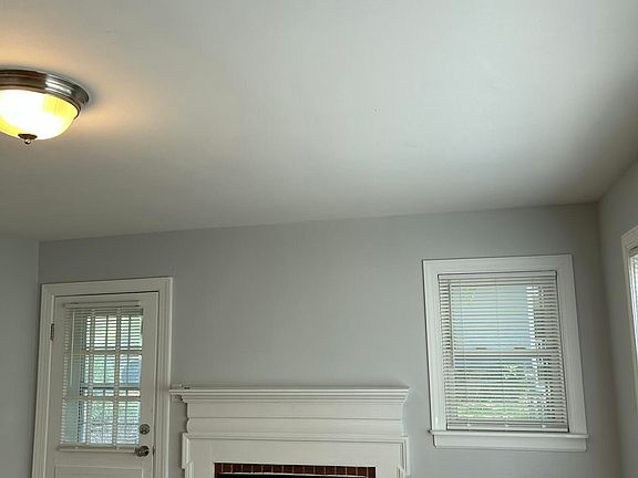 3rd image of 1108 Horton Rd
