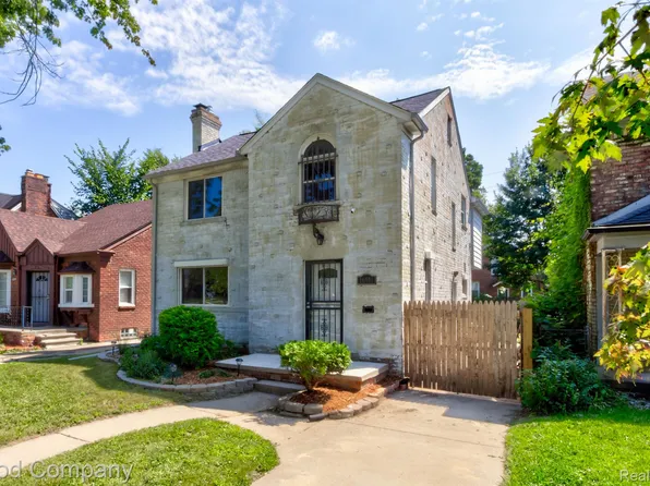 16910 Chandler Park Dr, Detroit, MI 48224