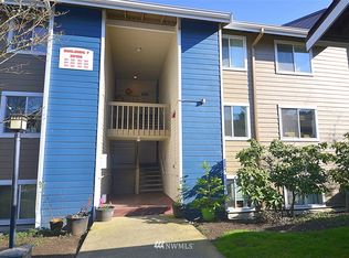 20156 Vikings Crst NE APT 7-202, Poulsbo, WA 98370