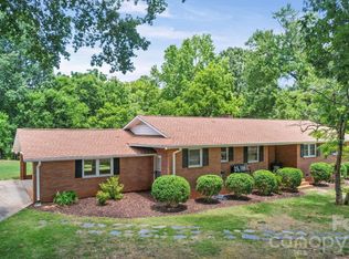 525 Julia Ave, Belmont, NC 28012