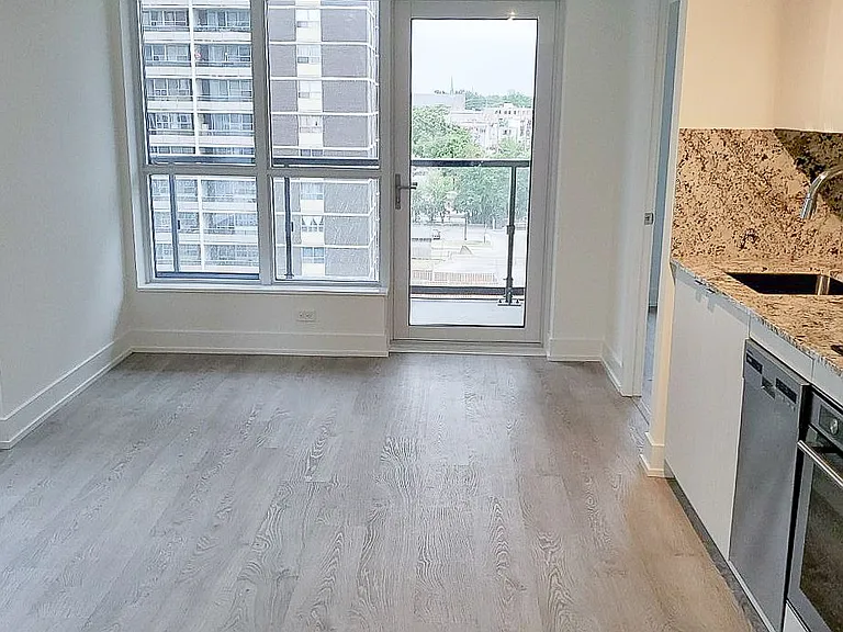 5 Mabelle Ave #533 — Photo 2