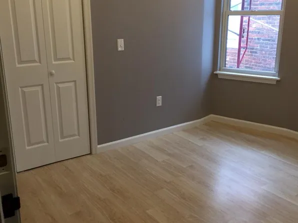 4610 Walnut St #2F, Philadelphia, PA 19139