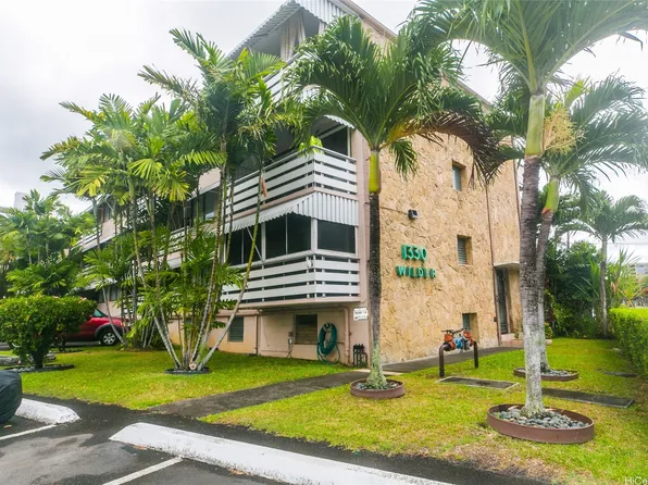 1330 Wilder Ave APT 212, Honolulu, HI 96822