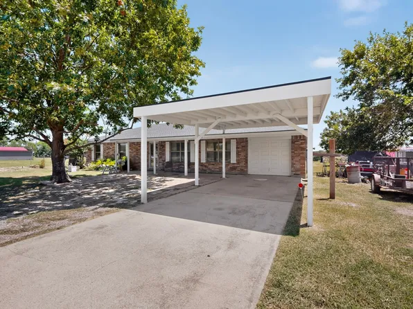 3671 Sundown Rd, Greenville, TX 75402