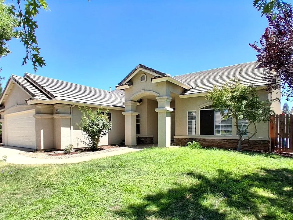 10374 N Sierra Vista Ave