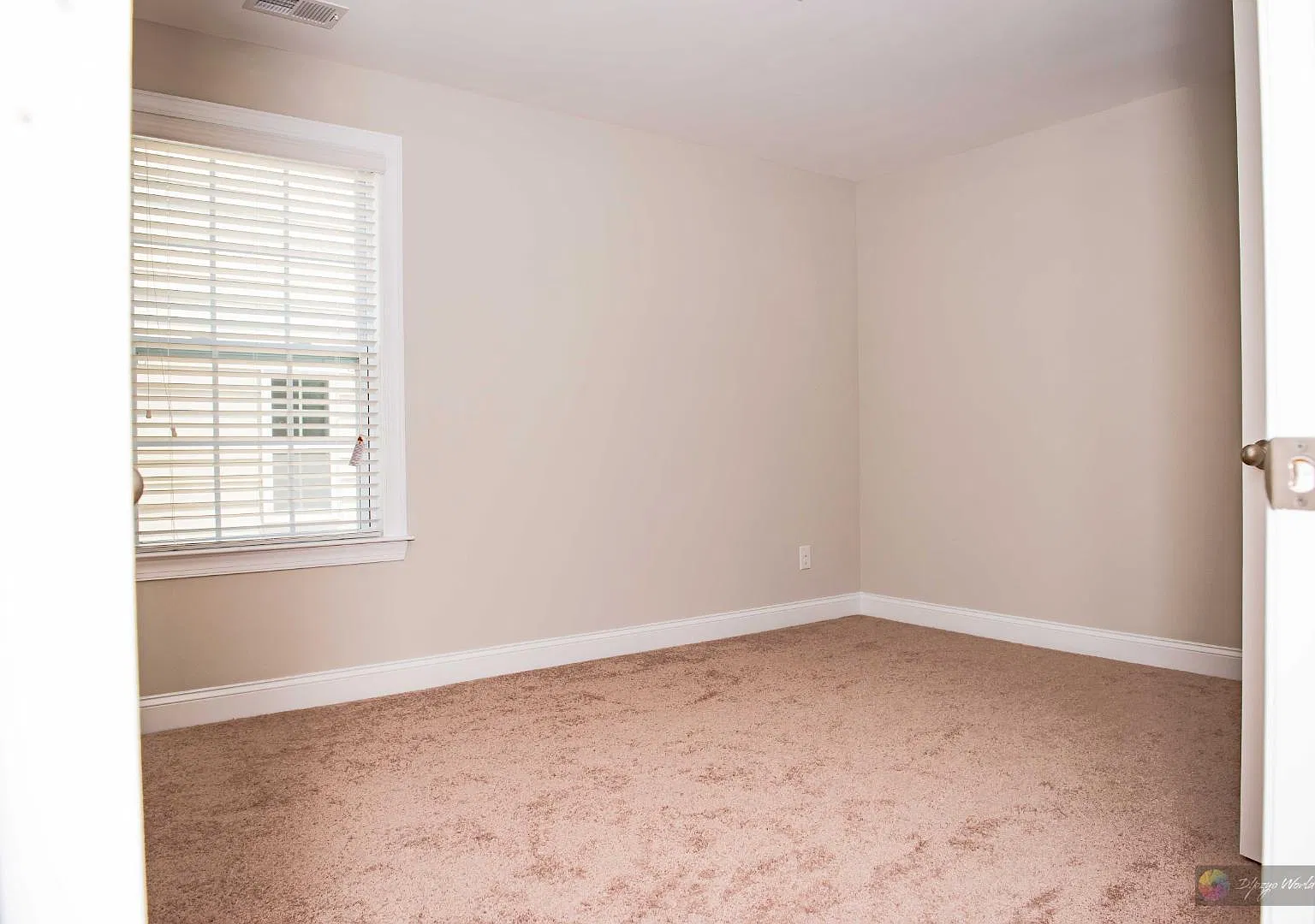 1450 Skygrove Pl NW — Photo 3