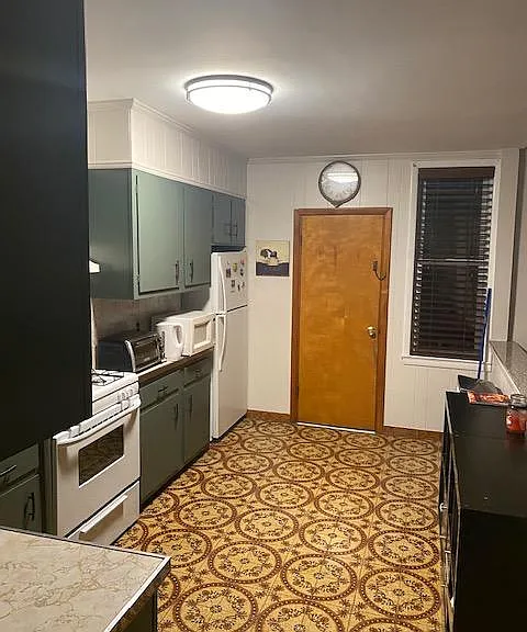302 Sherman Ave #2 — Photo 8