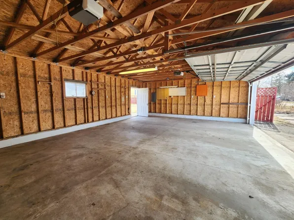 420 3rd St E, Hector, MN 55342
