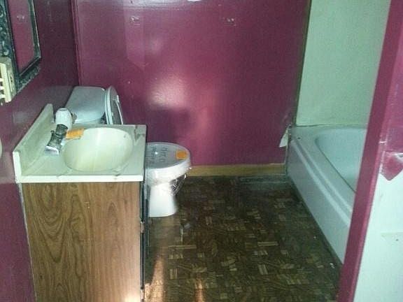 5th image of 2428 Saint Joseph Ct