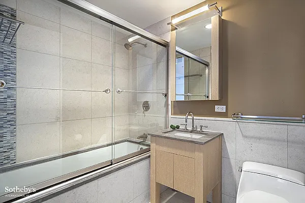 Rented by Sotheby's International Realty | media 20