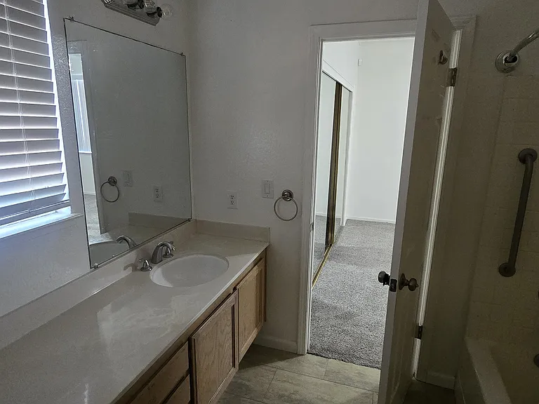 457 Beaulieu Ln — Photo 9