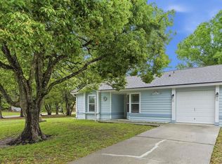 61 Floridana Rd, Debary, FL 32713