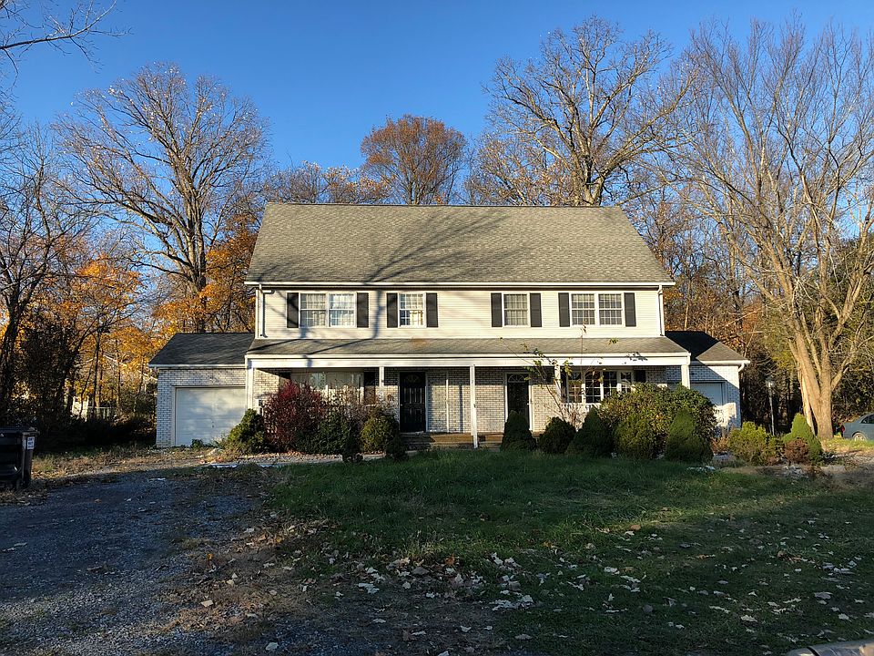 1st image of 7 Penny Ln