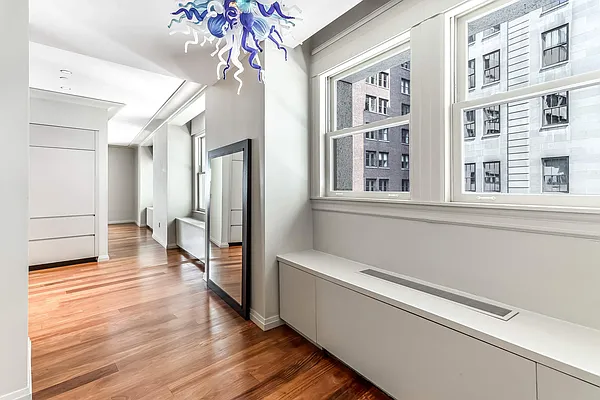 Rented by Compass | media 9