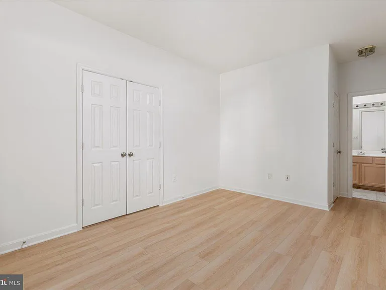 2536 Logan Wood Dr — Photo 14