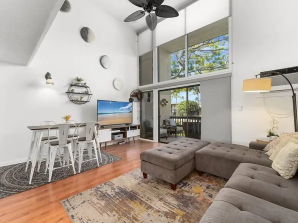 1299 Uluniu Rd APT F203, Kihei, HI 96753